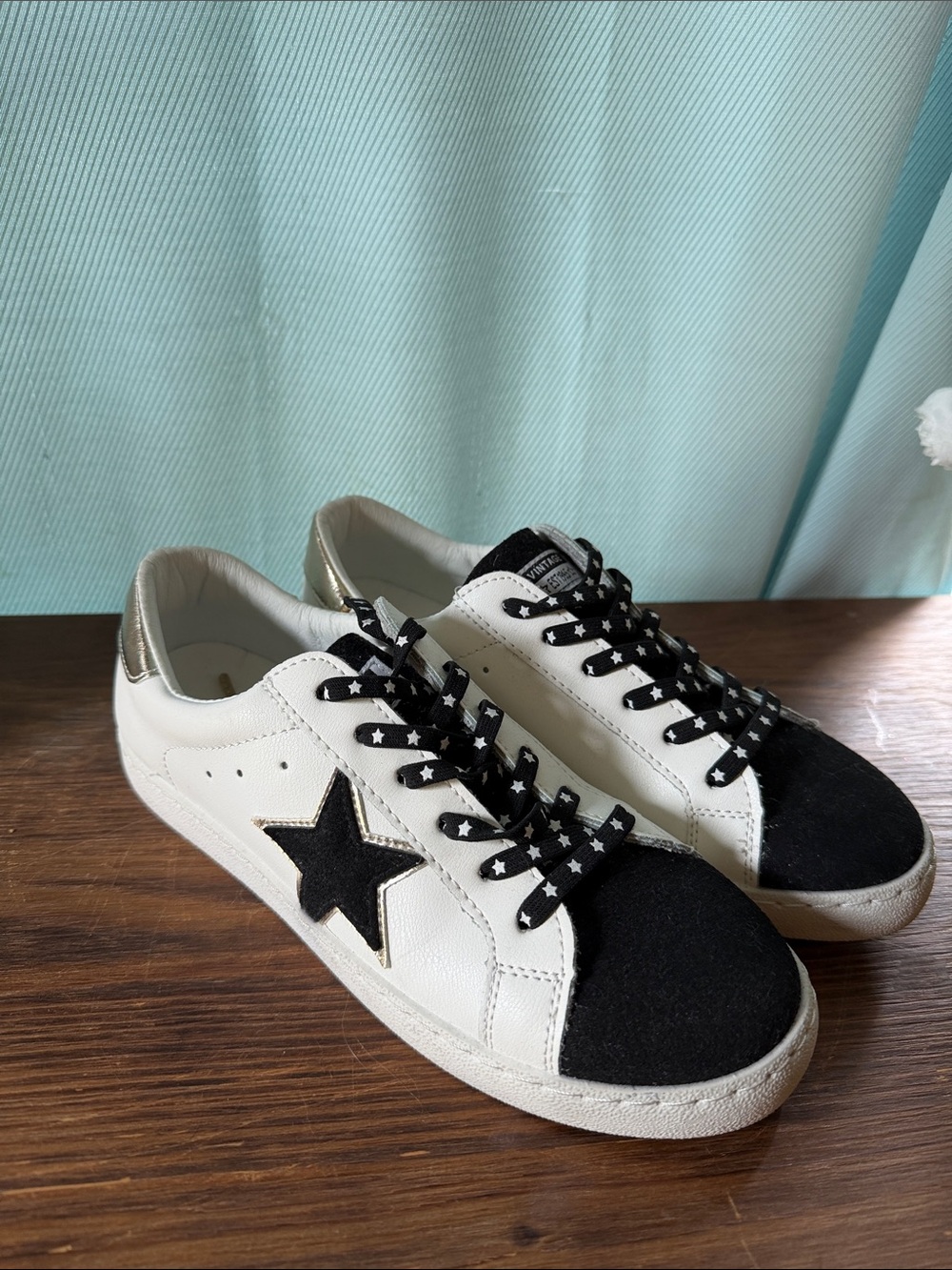 Vintage Havana White and Black Star Sneakers